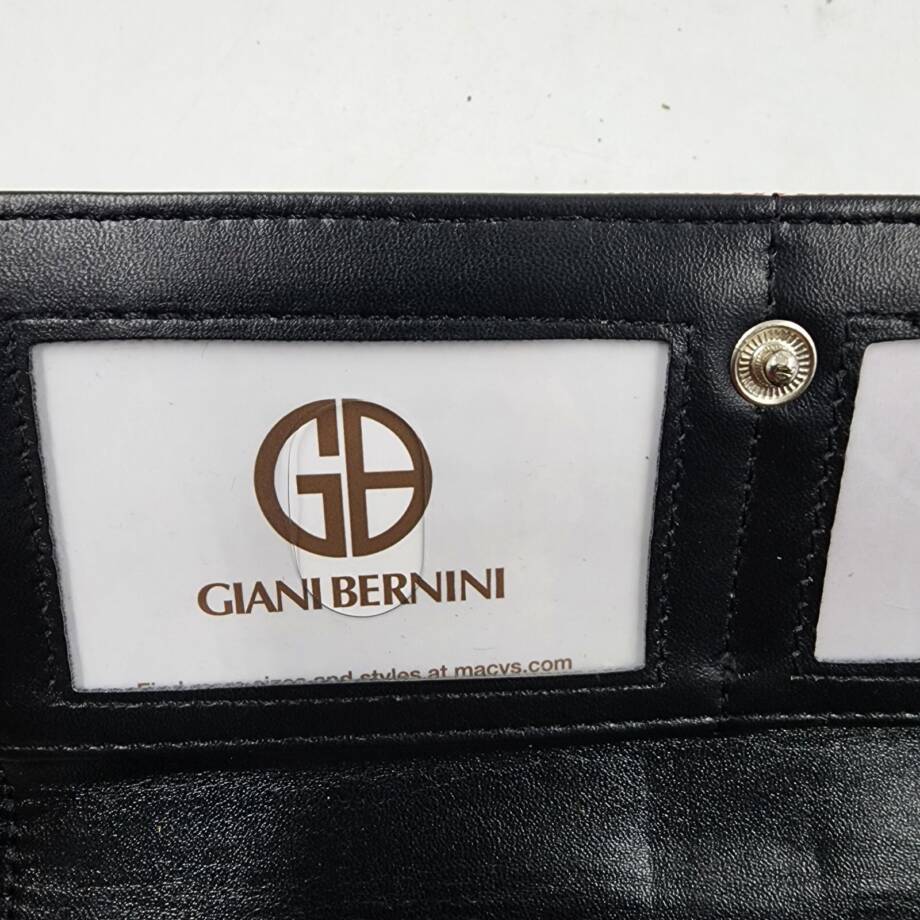 Giani Bernini Vertical Plaid Receipt Manager Women's OS Red Plaid Snap Closure