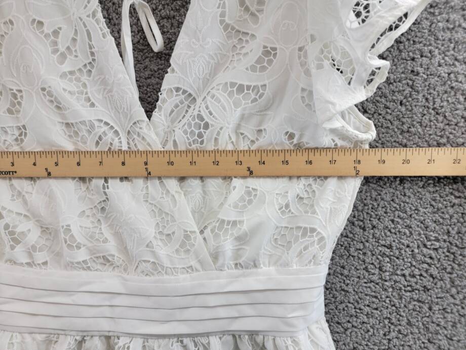 GUESS Chloe Ruffle-Sleeve Eyelet Smocked Romper Women's L White Back Zip S/S
