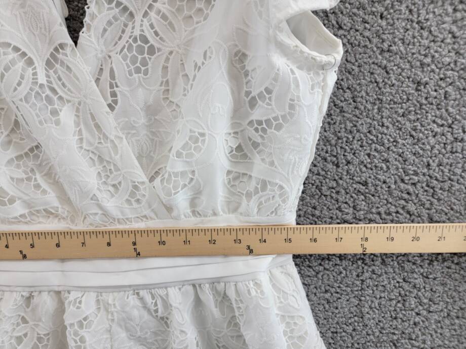 GUESS Chloe Ruffle-Sleeve Eyelet Smocked Romper Women's L White Back Zip S/S