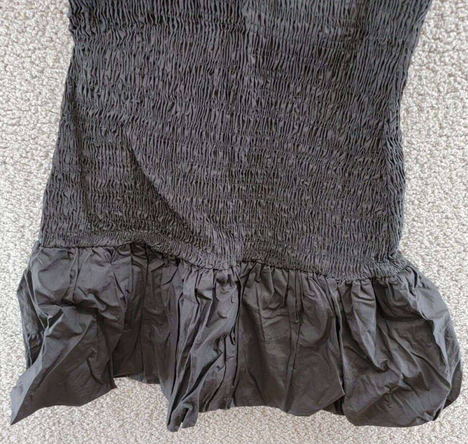 En Saison Smocked Bubble Hem Mini Dress Womens L Black Self-Tie Back Zip Closure
