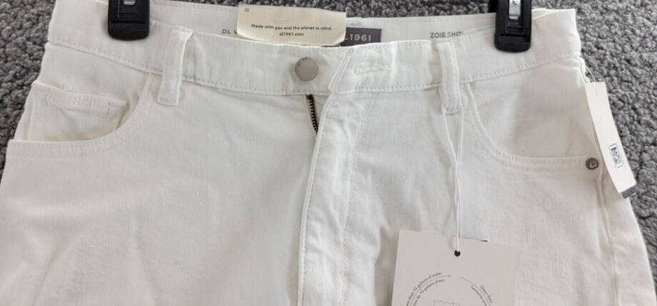 DL1961 Zoie Cutoff Denim Shorts Women's 25 White Frayed Hem Button Zip Closure