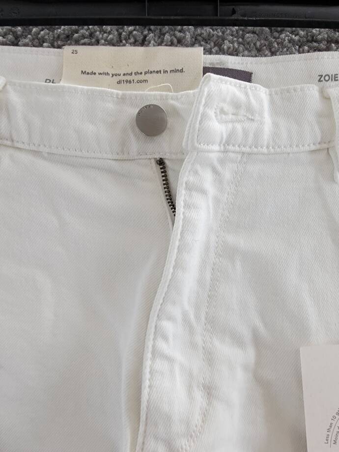 DL1961 Zoie Cutoff Denim Shorts Women's 25 White Frayed Hem Button Zip Closure