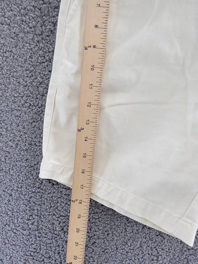 Peter Millar Crown Pilot Twill Chino Shorts Men's 30 Ivory Button Zip Closure