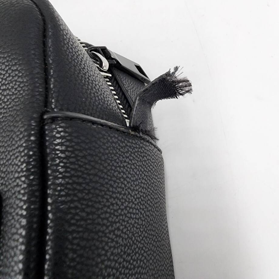 DKNY Kenza Camera Bag Women's Black Top Zip Closure