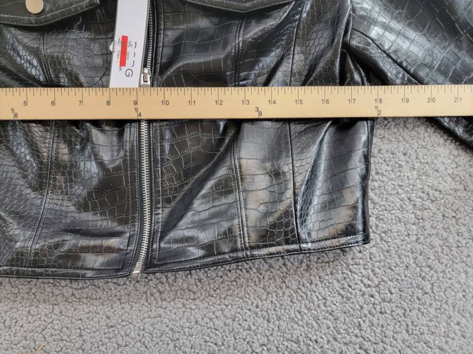 BCBG New York Croc-Print Faux-Leather Cropped Jacket Women's M Onyx Zip Closure