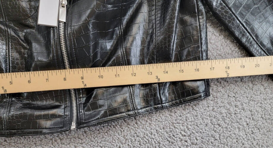 BCBG New York Croc-Print Faux-Leather Cropped Jacket Women's M Onyx Zip Closure