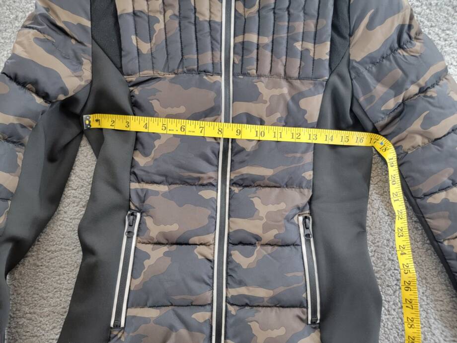 AQUA Lightweight Puffer Jacket Women's S Camo Multi High Neck Full Zip Closure