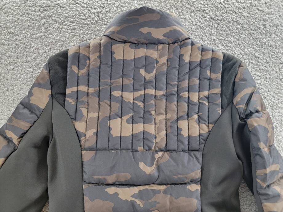 AQUA Lightweight Puffer Jacket Women's S Camo Multi High Neck Full Zip Closure