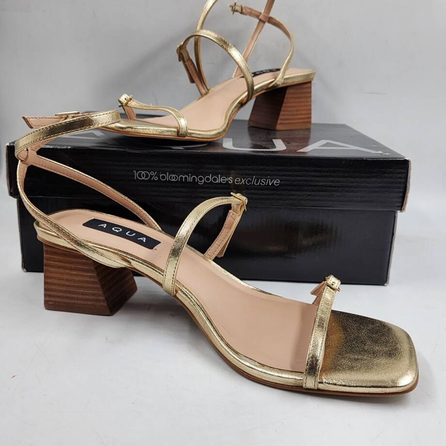 AQUA Allie Strappy Buckled Mid Heel Sandals Women's 9M Gold Open Square Toe