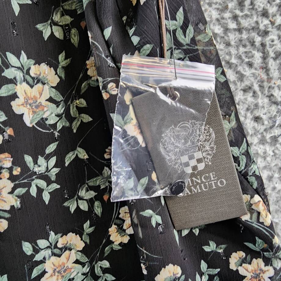 VINCE CAMUTO High Neck Sleeveless Top Women's S Black Multi Floral Button Back