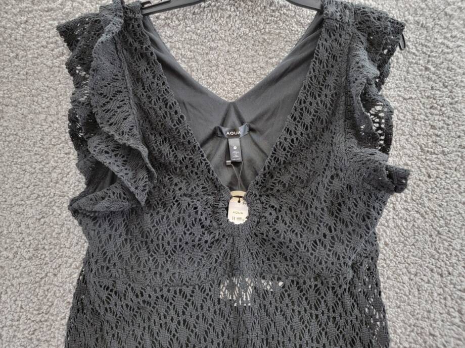 AQUA Crochet Flutter Sleeve Top Women's M Black V-Neck Keyhole O-Ring Detail
