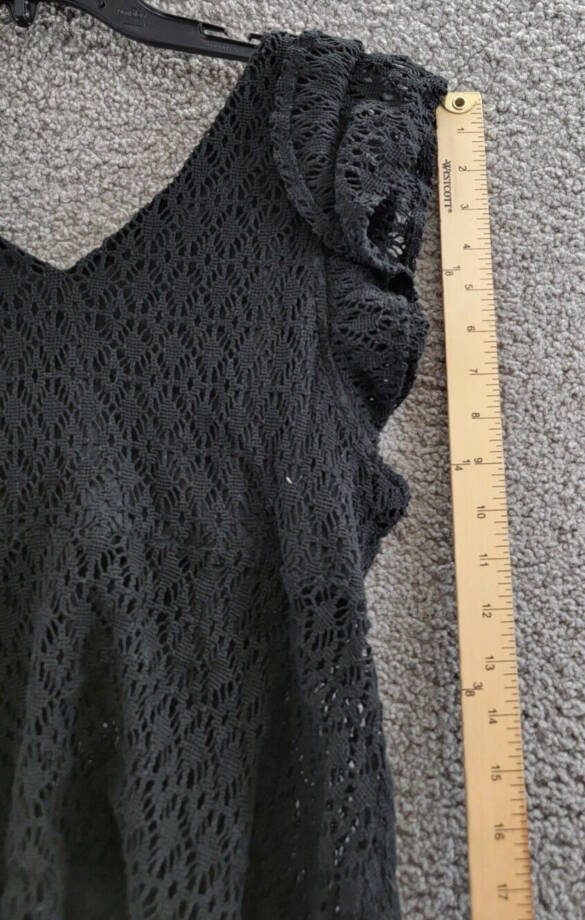AQUA Crochet Flutter Sleeve Top Women's M Black V-Neck Keyhole O-Ring Detail