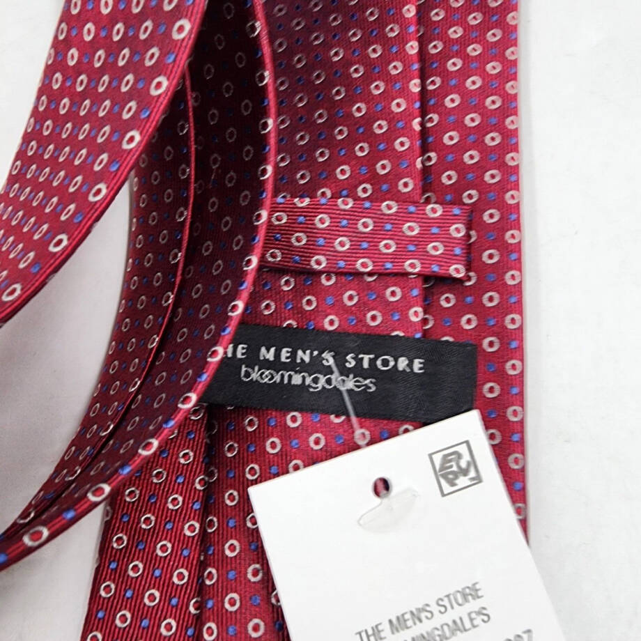 The Men's Store at Bloomingdale's Dots Neat Silk Classic Tie Men's 8 Red Pointed