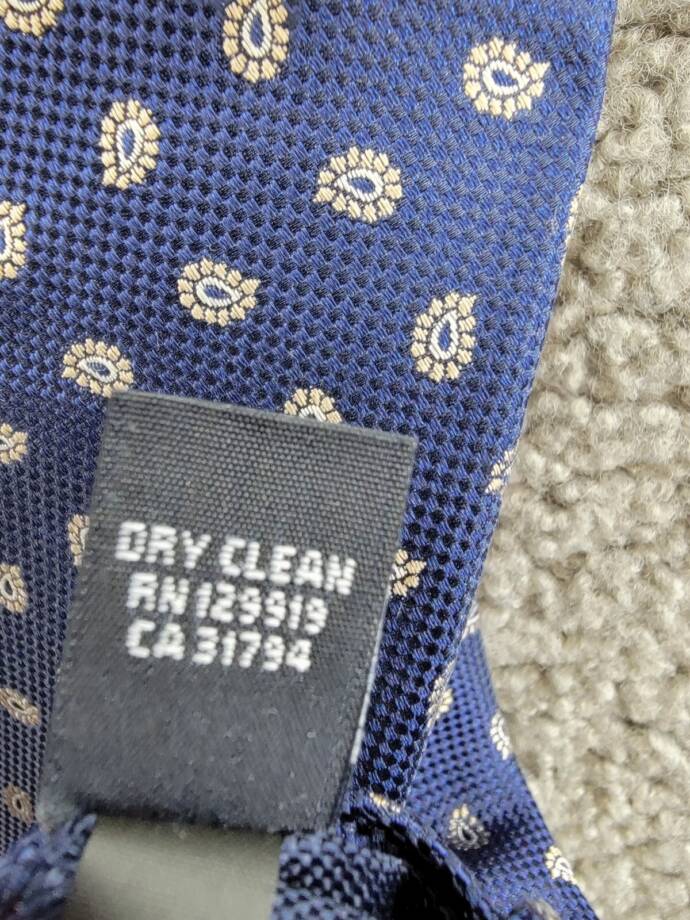 Tommy Hilfiger Classic Oxford Tie Men's One Size Navy/Taupe Paisley Pine Pattern