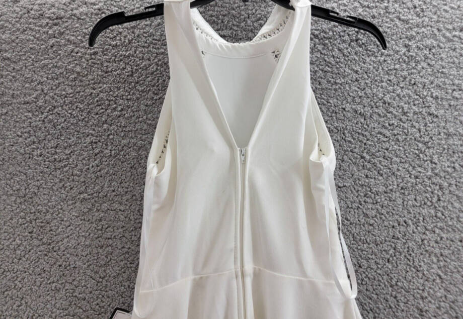 B Darlin Halter-Neck Scuba-Crepe A-Line Dress Juniors 1/2 White Zip Button Back
