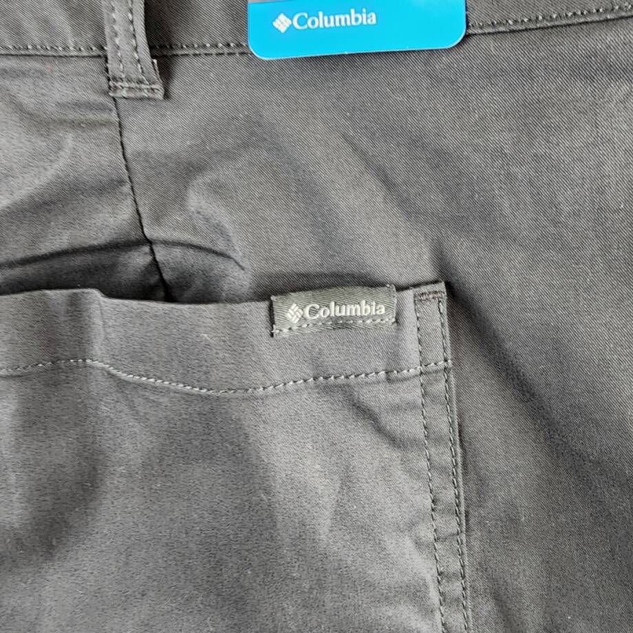 Columbia Rapid Rivers Comfort Stretch Cargo Shorts Men's 42 Gray Button Closure