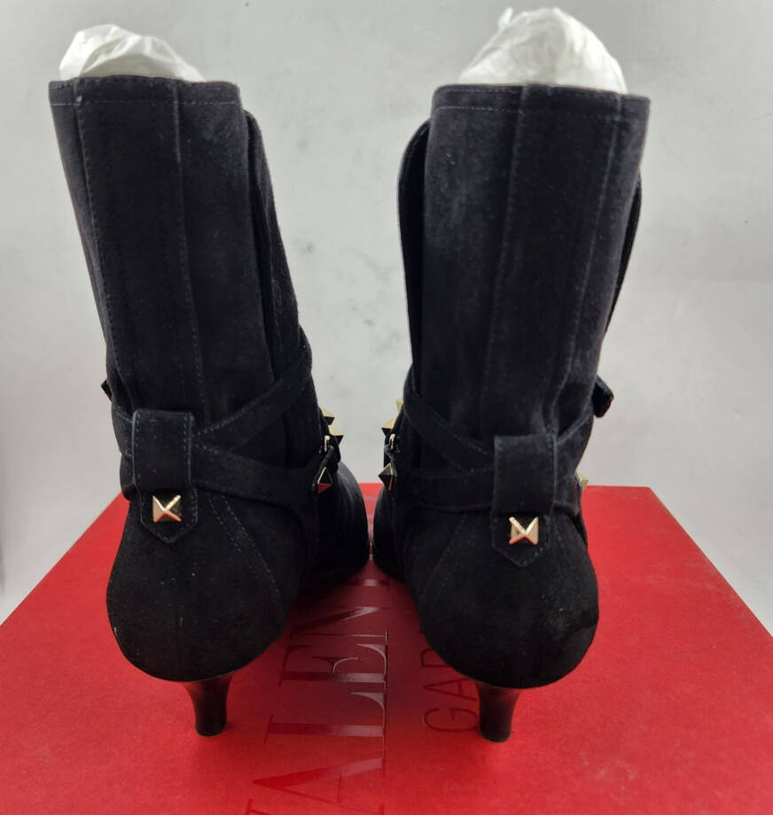 Valentino Garavani 45mm Rockstud Boots Women's 35/4.5US Black Buckle Closure