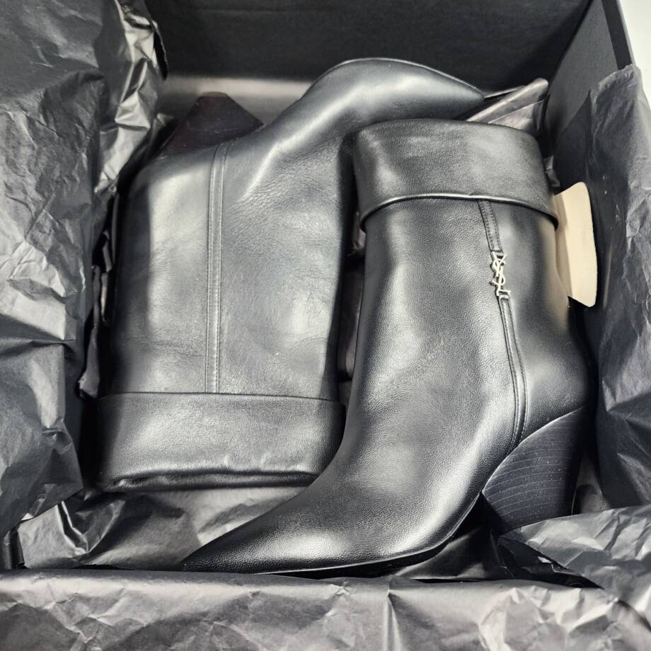 Saint Laurent Niki Pointed Toe High Heel Booties Womens 35/5 US Nero Cuff Detail