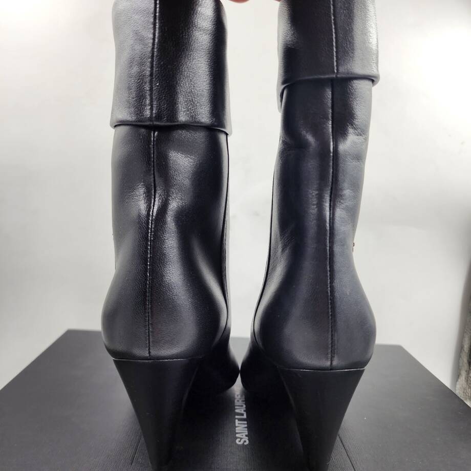 Saint Laurent Niki Pointed Toe High Heel Booties Womens 35/5 US Nero Cuff Detail
