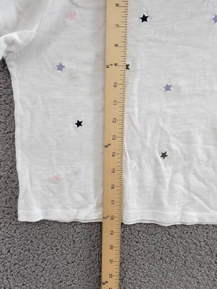 KatieJnyc Fearless Cropped Embroidered Stars Tee Girl XL White Crewneck Pullover