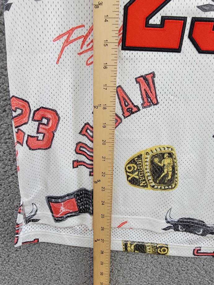 JORDAN Chicago Bulls Jordan 23 Jersey Top Boys' L White Multi Crewneck Pullover