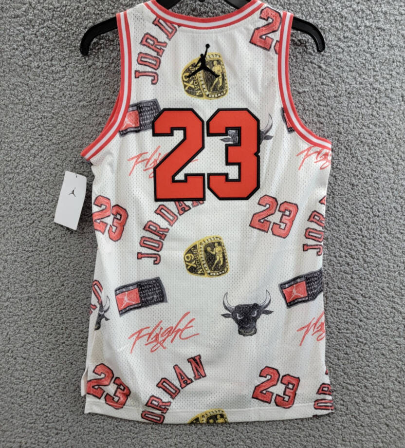 JORDAN Chicago Bulls Jordan 23 Jersey Top Boys' L White Multi Crewneck Pullover