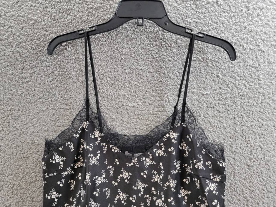 Lucy Paris Donna Lace Trim Camisole Women's XS Black Floral Vneck Pullover Style