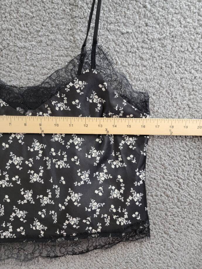 Lucy Paris Donna Lace Trim Camisole Women's XS Black Floral Vneck Pullover Style