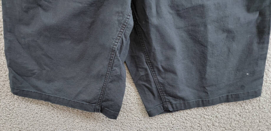 BASS OUTDOOR Carry-All Cargo Shorts Men's 32 Black Zip Fly With Button Closure