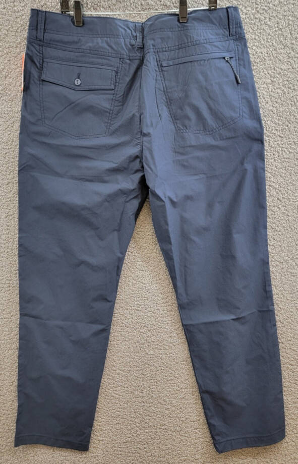 BASS OUTDOOR Slim-Straight Fit Traveler Pants Men's 38 Navy Blazer Zip & Button