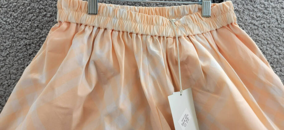 Burberry Marcy Check Shorts Big Girls 14Y Pastel Peach Elastic Waist Pull On