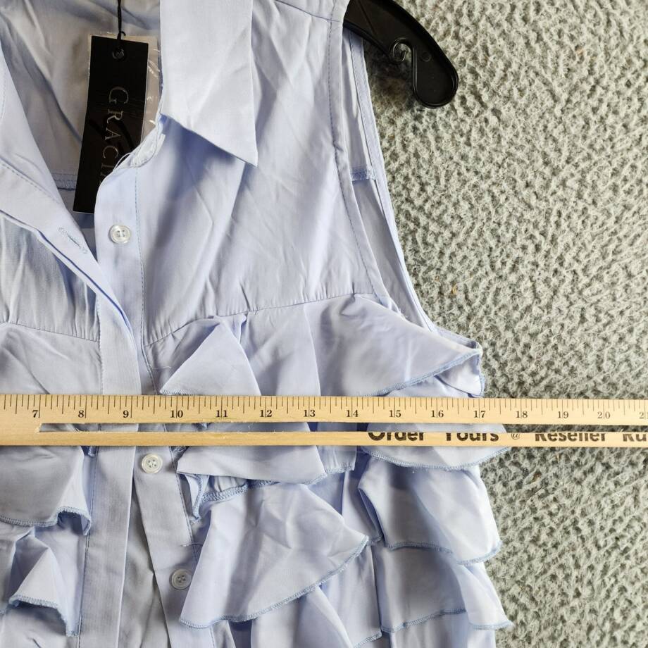 Gracia Sleeveless Ruffle Front Top Women's L Light Blue Collared Button Closure