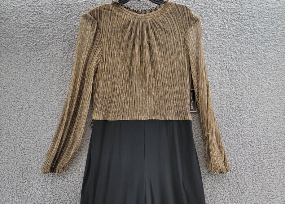 Jessica Howard Carlyle Metallic Mock Neck Jumpsuit Womens 12 Black/Gold Back Zip
