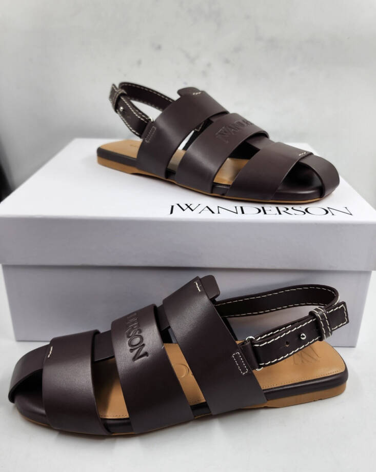 JW Anderson Buckled Fisherman Sandals Men's 41/8 US Dark Brown Buckled Closure