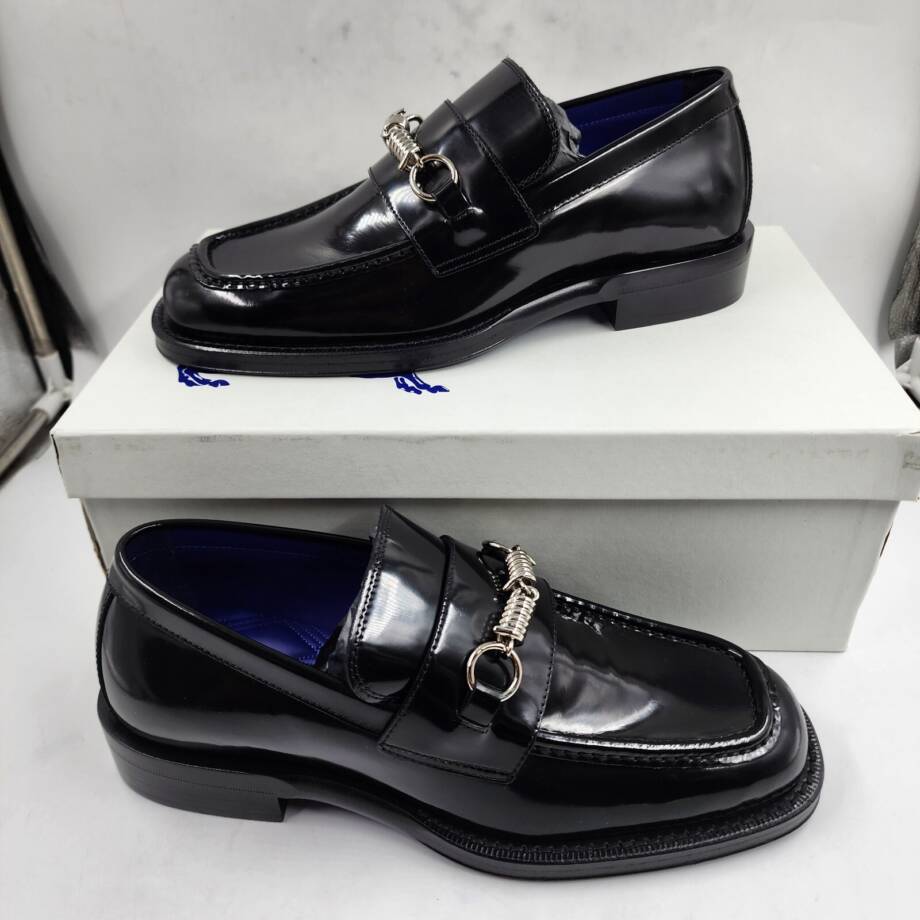 Burberry Leather Barbed Penny Loafers Men's 42 Black Slip On Closure
