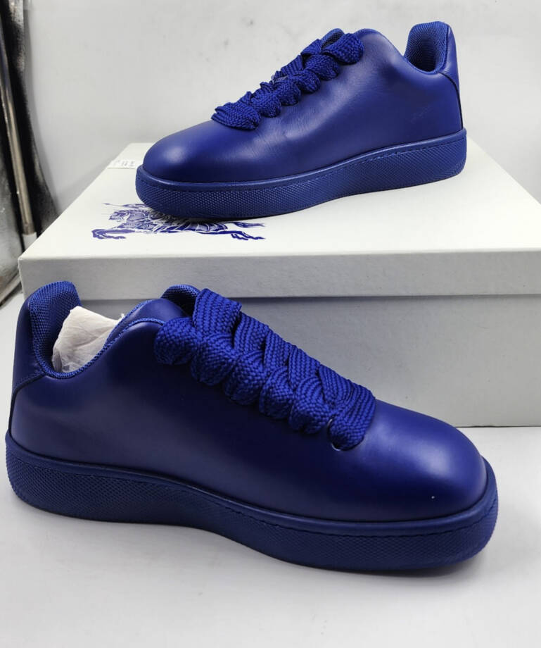 Burberry Leather Box Low-Top Sneakers Men's 42.5/9.5 US Knight Round Toe Lace Up