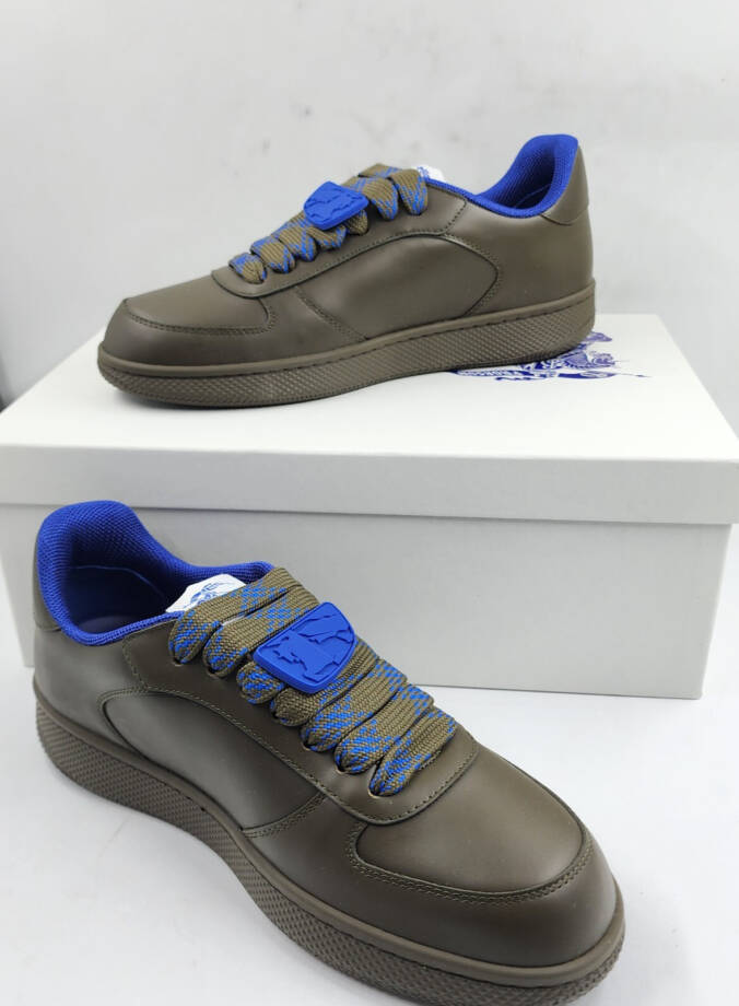 Burberry Terrace Leather Low-Top Sneakers Men's 41/8 US Loch Round Toe Lace Up
