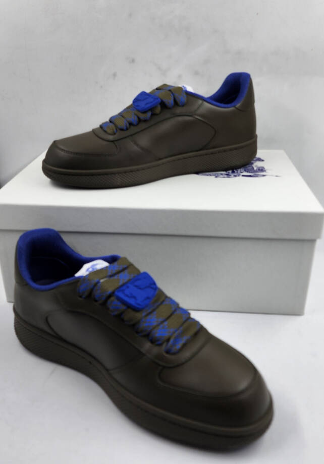 Burberry Terrace Leather Low-Top Sneakers Men's 41/8 US Loch Round Toe Lace Up