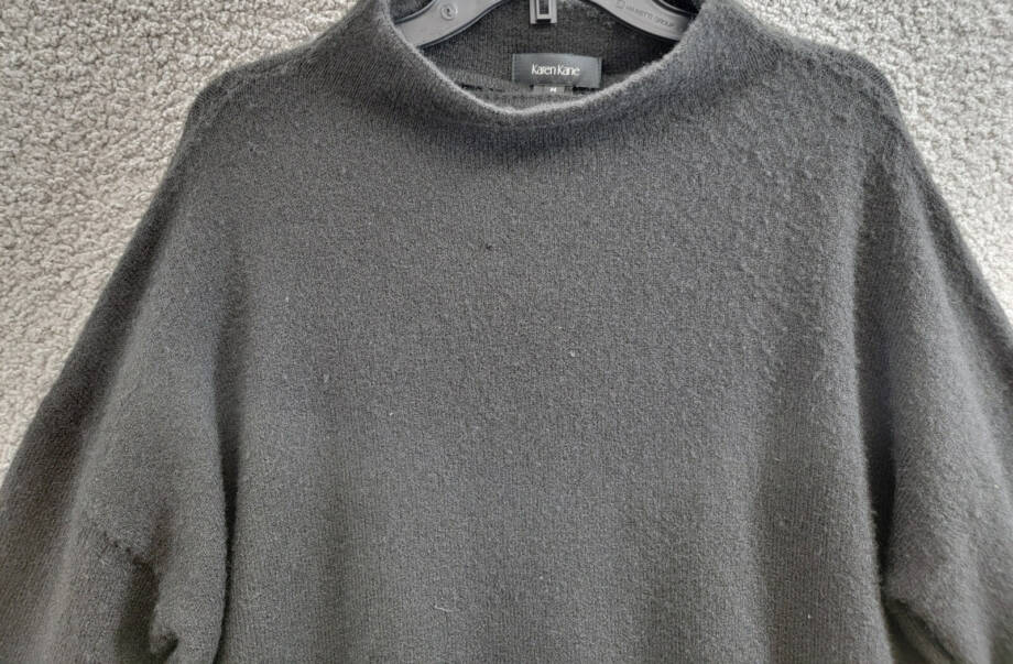 Karen Kane Ribbed Trim Mock Turtleneck Sweater Women's M Black Solid Pullover