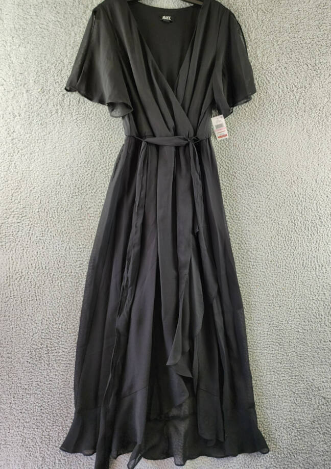 SLNY Fashions Ruffled Wrap Dress Women's 10 Black Surplice Neck Belted Pullover