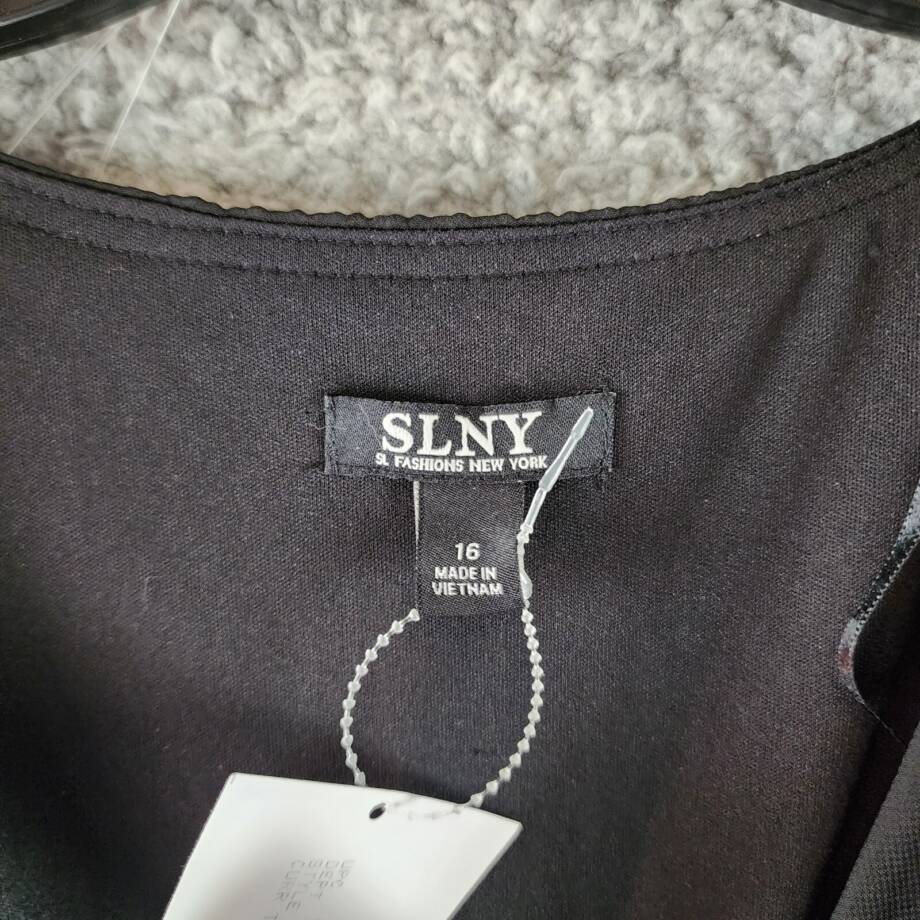SLNY Fashions Ruffled Wrap Dress Women's 16 Black Surplice Neck Belted Pullover