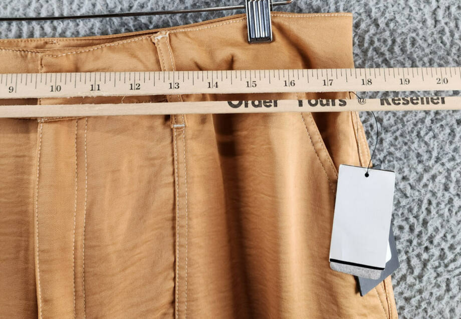 DKNY High Rise Wide-Leg Cargo Pants Women's 16 Tawney Zip Hook & Bar Closure