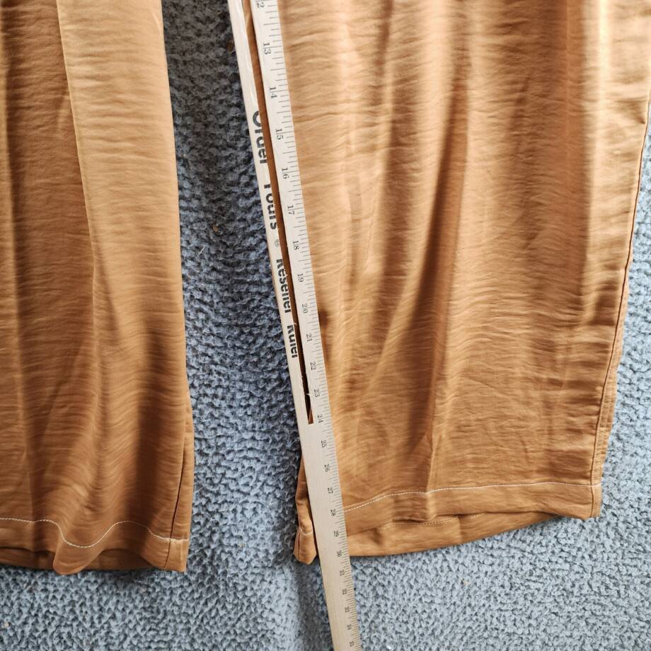 DKNY High Rise Wide-Leg Cargo Pants Women's 16 Tawney Zip Hook & Bar Closure