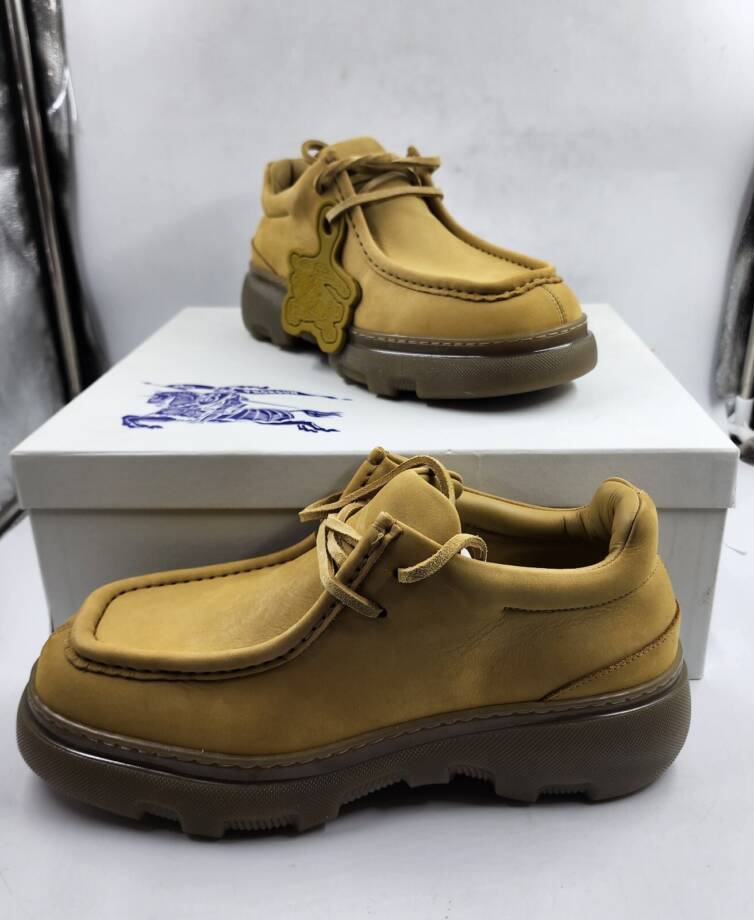 Burberry Suede Creeper Mid Derby Boots Men's 43.5 Manilla Lace-Up Closure