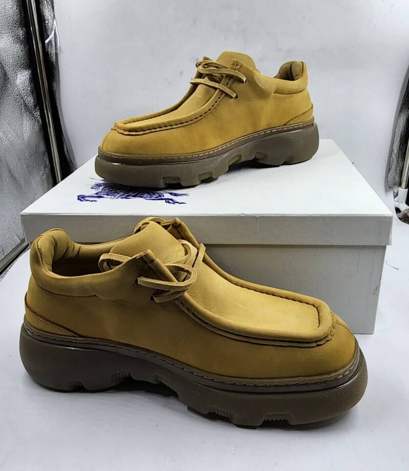 Burberry Suede Creeper Mid Derby Boots Men's 43.5 Manilla Lace-Up Closure