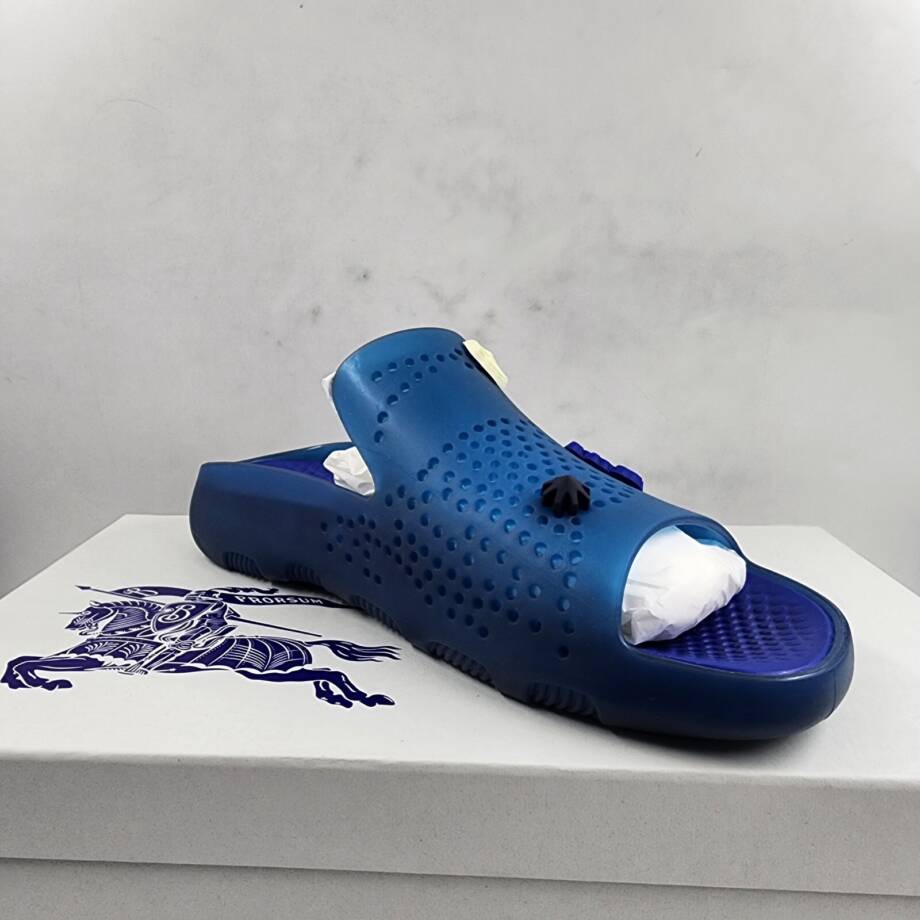 Burberry Stingray Rubber Pool Slide Flip Flop Shoes Men's 41 Midnight