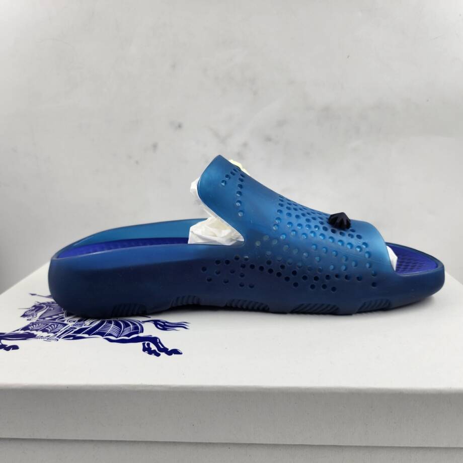 Burberry Stingray Rubber Pool Slide Flip Flop Shoes Men's 41 Midnight