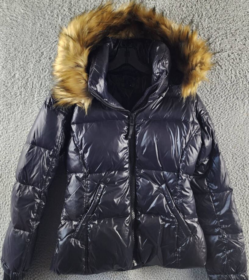 AQUA Gloss Allie Faux Fur Trim Down Puffer Jacket Women's S Jet/Natural L/S