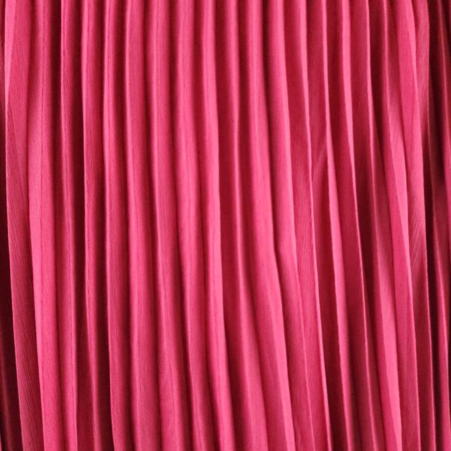 Adrienne Landau Onyx Pleated A Line Skirt Women's L Maroon Zipper Back Closure
