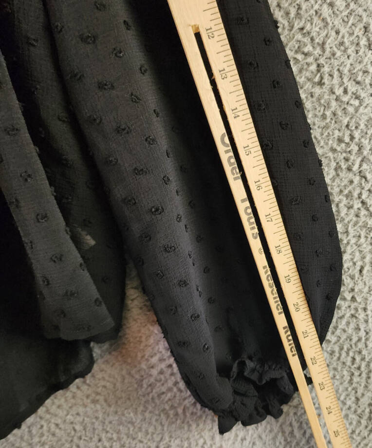 OAT New York Long Sleeve Blouse Women's XS Black V-Neckline Front Button Closure